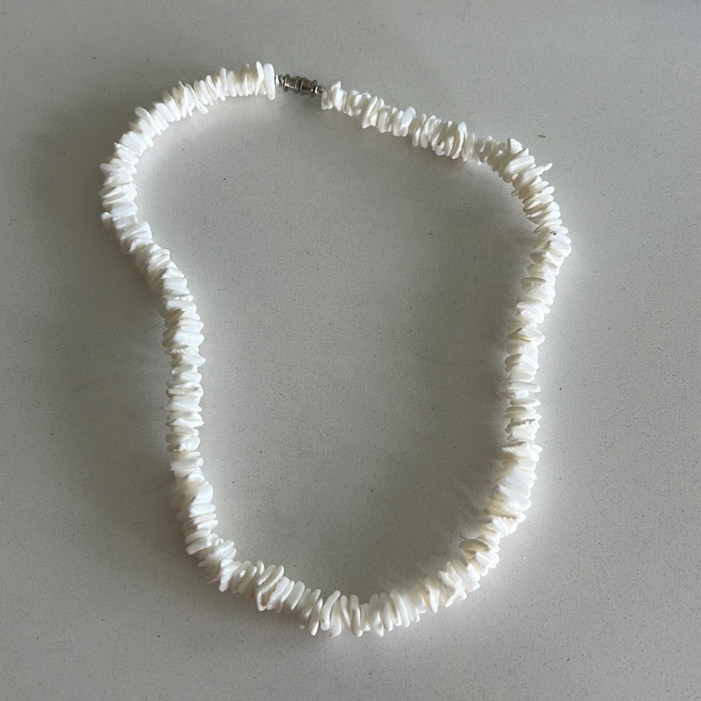 Puka Shell necklace 18"